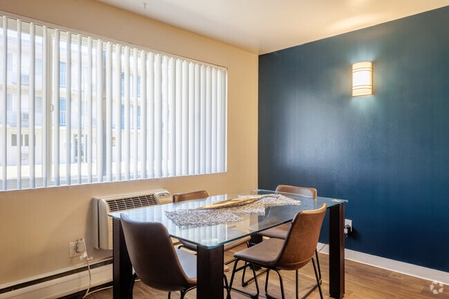 1BR, 1BA - 480SF - Dining Room - Park Place at Expo Apartments