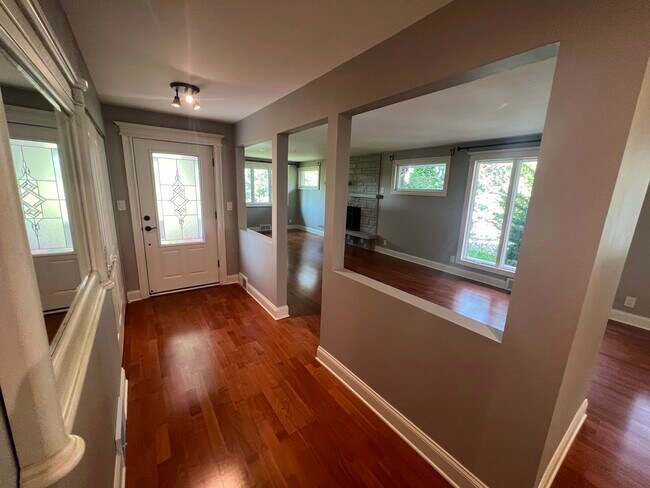 Photo - 9240 S 87th Ct