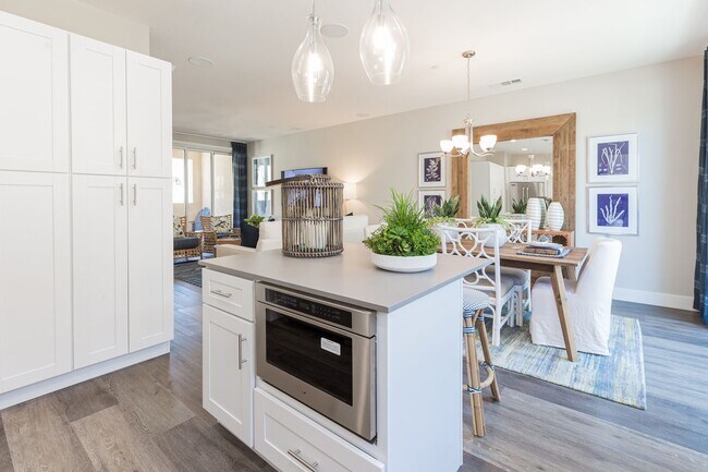 Photo - Paxton Calabasas