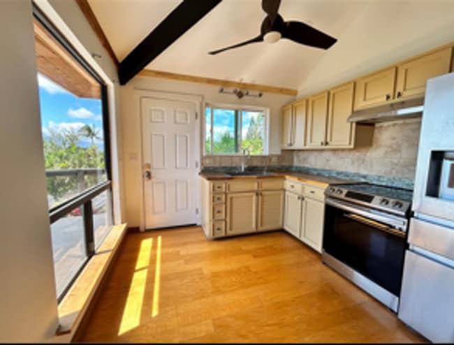 Photo - Stunning Ocean Views Unfurnished 1 Bed 1 Bath Rental in Maui Meadows – Prime Location