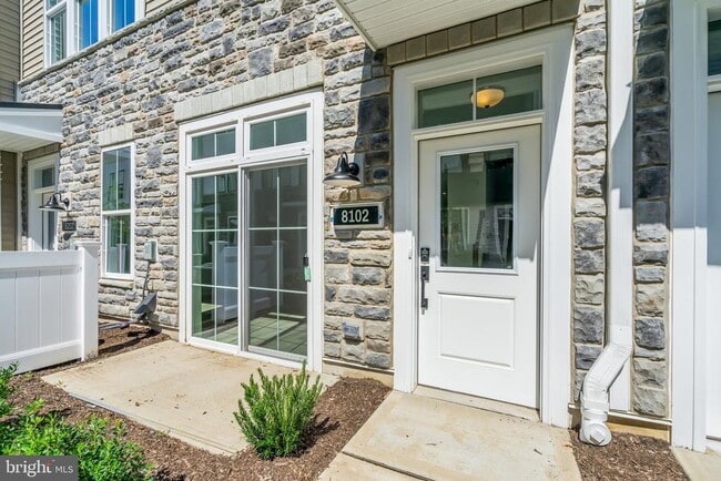 Photo - 8102 Donatello Dr