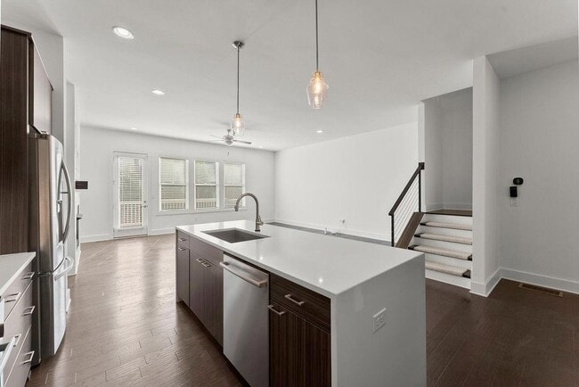 Photo - 1388 La France Street Northeast