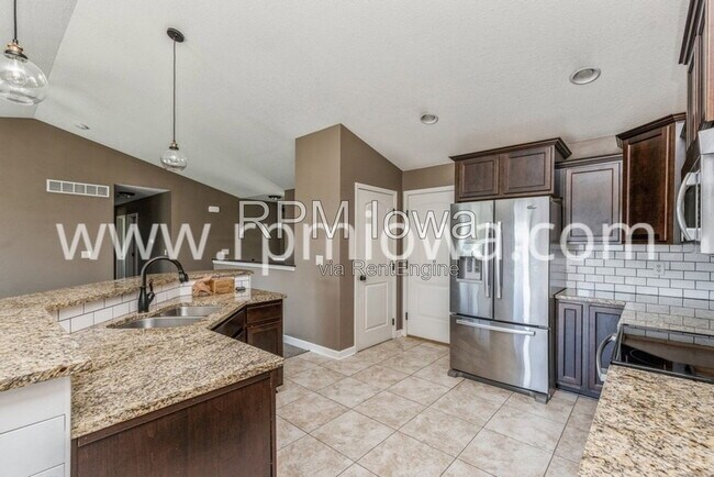 Photo - 3709 NW Kline St