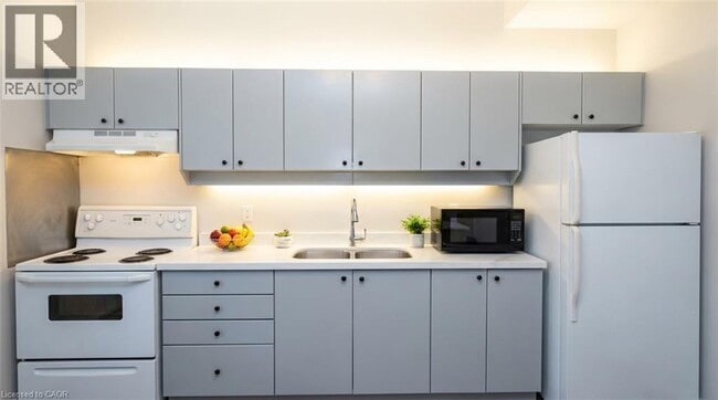 Photo - 12 Bridgeport Rd E Unit 22