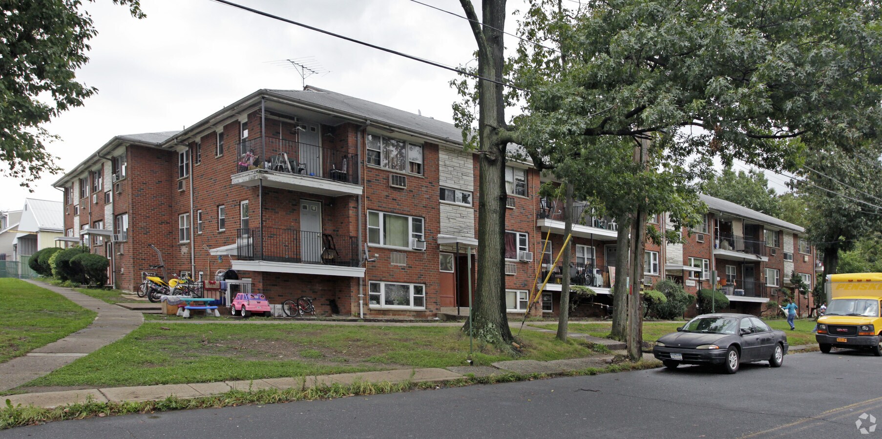 Photo - Fairview Gardens Apartments