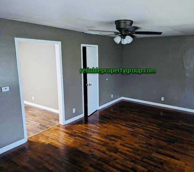 Photo - 2817 S Gallatin St