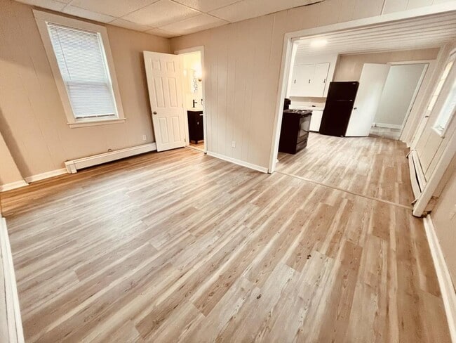 Building Photo - 34 Union St