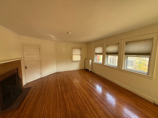 Photo - 104 Mount Auburn St
