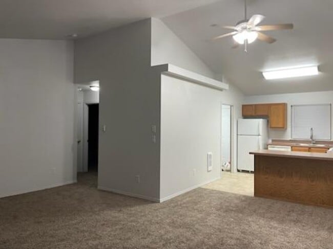 Open concept - 803 N 20th Ave Townhome
