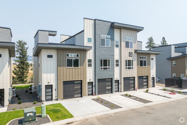 River Landing Townhome Collection