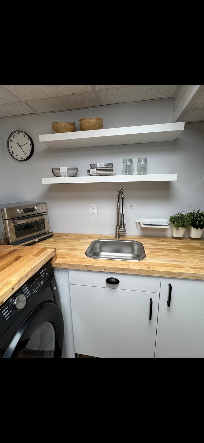 Photo - 26 N Vernon St