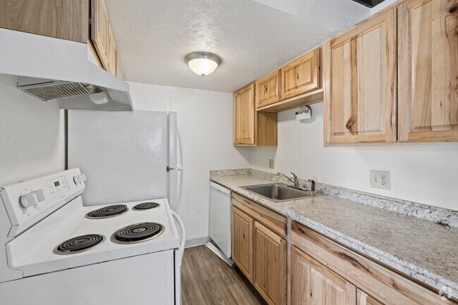 2BR, 1BA - 720SF - Kitchen