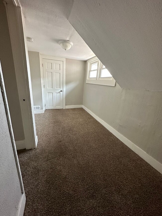 Photo - Multi Family Home 3 Bedroom and 1 Bath For...