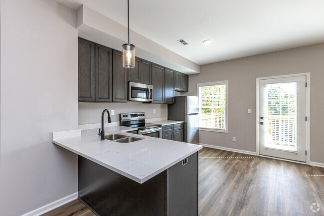 Building Photo - 502 S Main St Rental