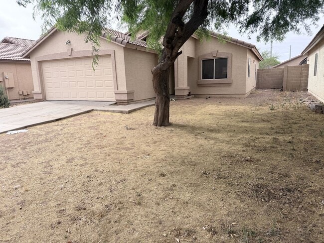 Building Photo - 6037 W Southgate Ave