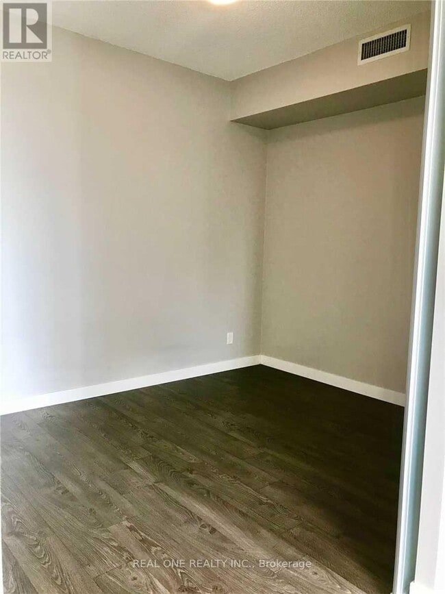 Photo - 2055 Danforth Ave Unit 312