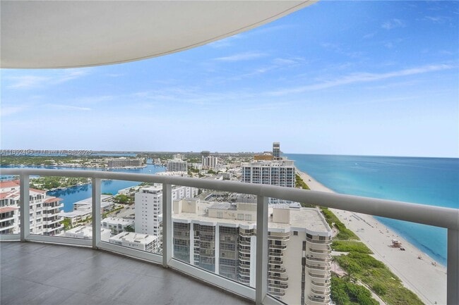 Building Photo - 6365 Collins Ave Unit 2711