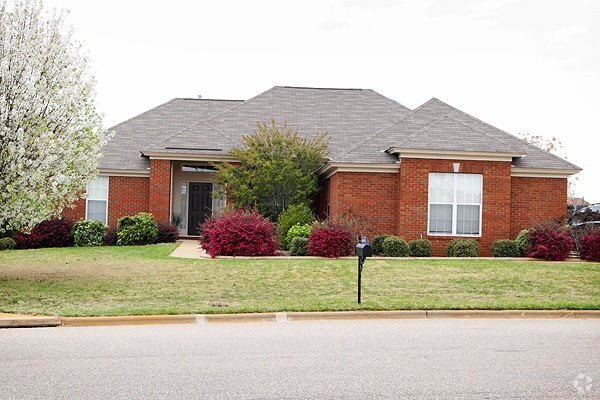 Building Photo - 1909 Chancellor Ridge Rd Rental