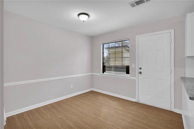 Photo - 3033 Parkside Ct