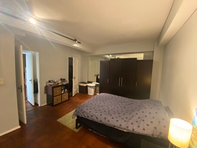 1550 Unionport Rd Unit 5B
