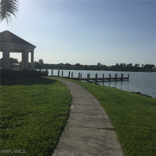 Photo - 7800 Emerald Cir Unidad B-201