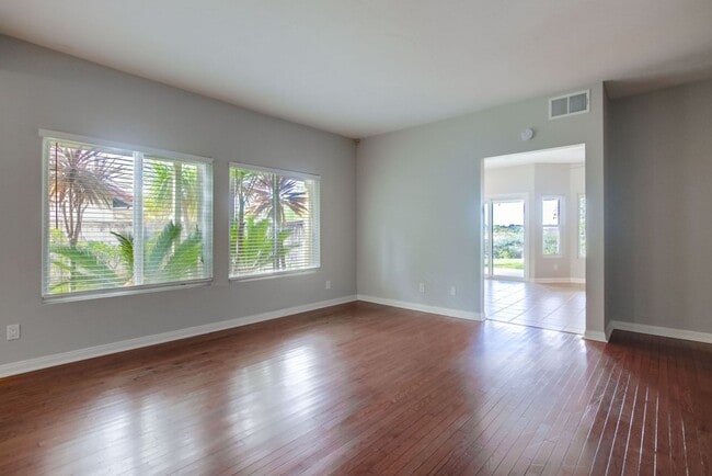 Photo - **Available Now*** Encinitas,  4 bedroom, ...