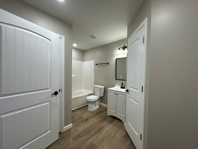 Photo - 113 Evergreen Pl