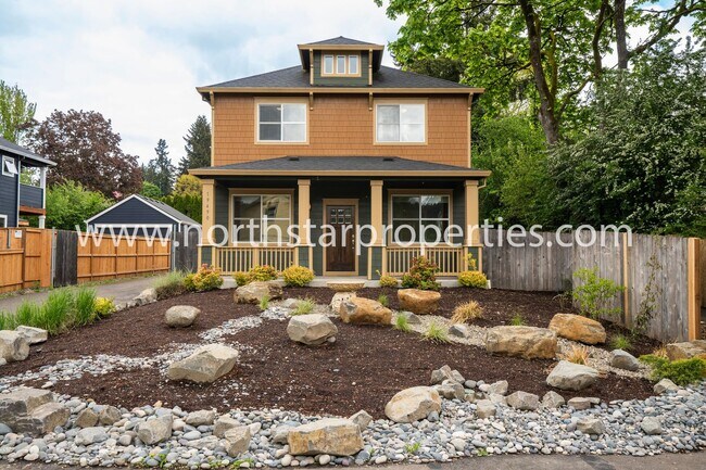 Photo - Charming Home near Willamette River