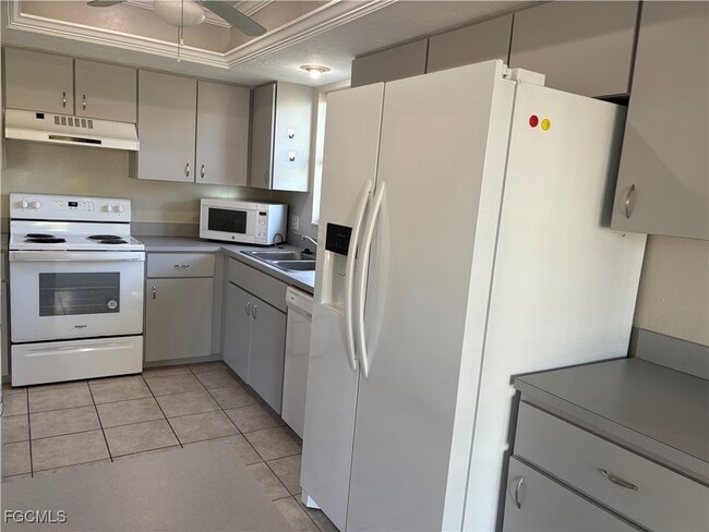 Photo - 374 Connecticut St