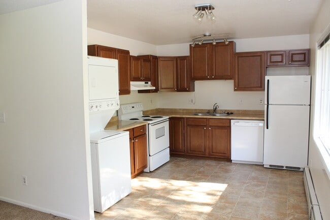 Photo - 3221 E 43rd Ave