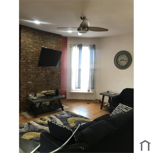 Photo - 4733 S Indiana Ave Unit B