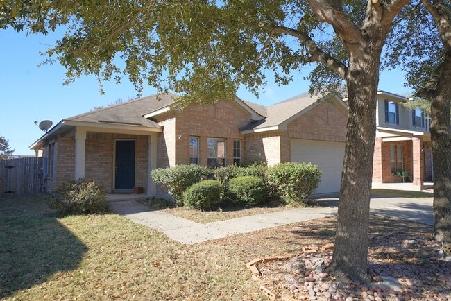 Photo - Gorgeous Single Story Home in Cibolo! Real...