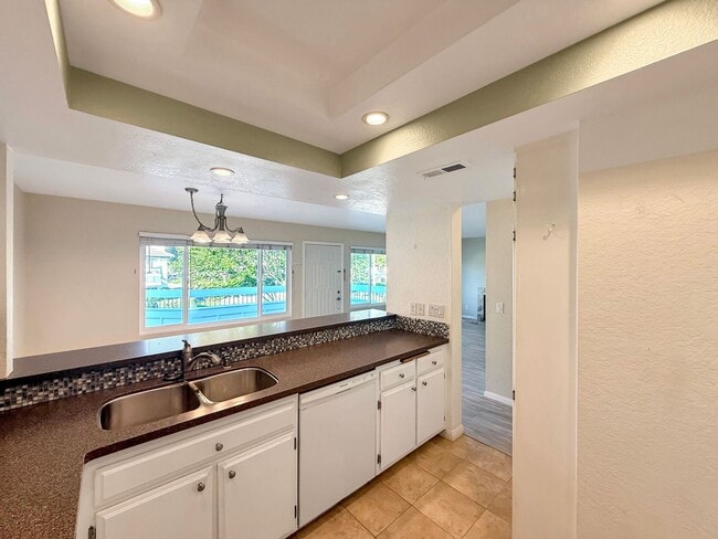 Photo - Great 2B/1.5BA Condo in Carlsbad!