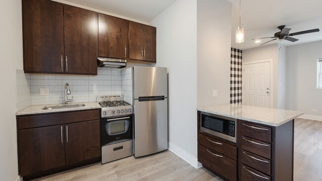 Building Photo - 4004 N Bell Ave Unit 1A