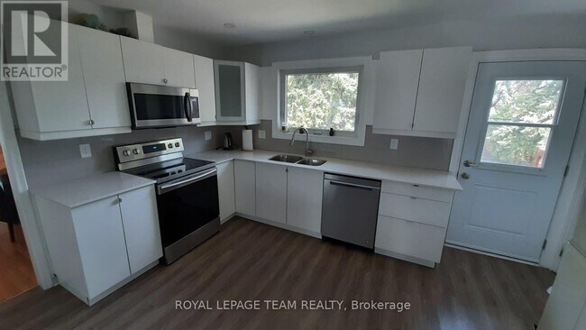 Photo - 1015 Pinecrest Rd