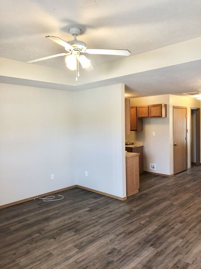 Photo - Updated 2 bedroom - 2 bath Duplex in Clever