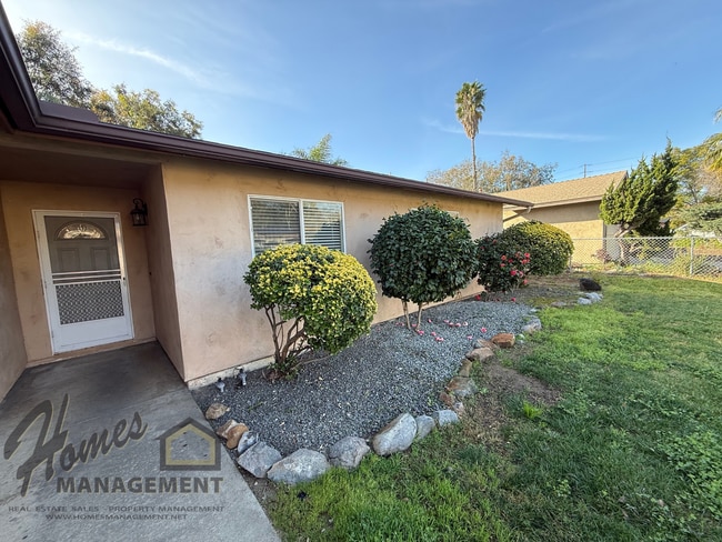 Photo - Homes Management - 4 Bed, 2 Bath House on Cul-de-Sac