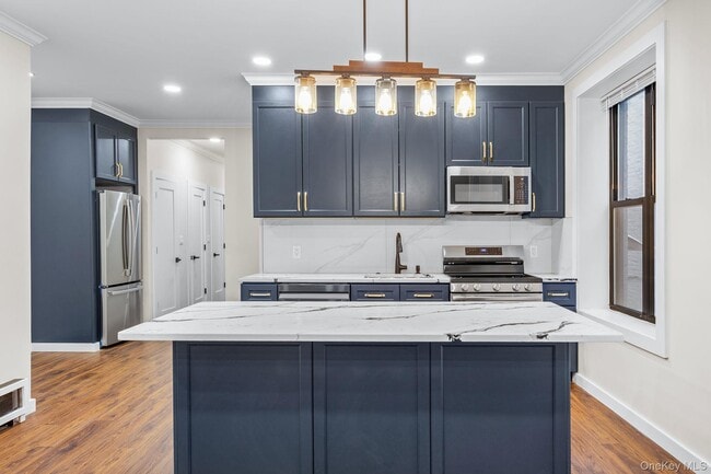 Photo - 269 Montgomery St