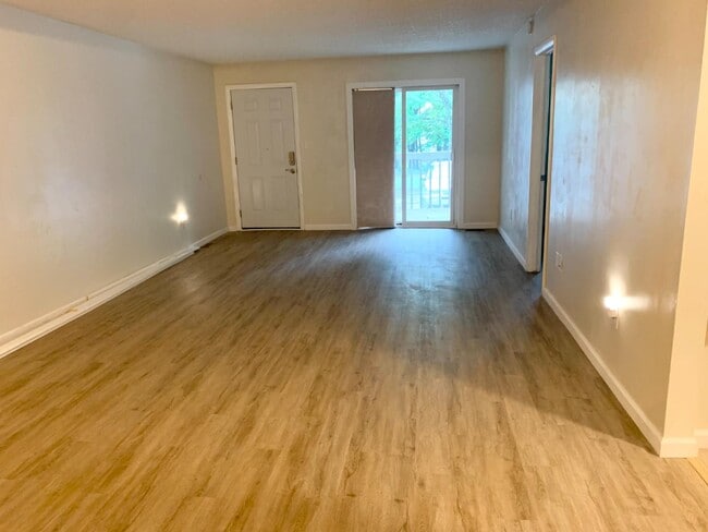 Photo - 130 View Ct