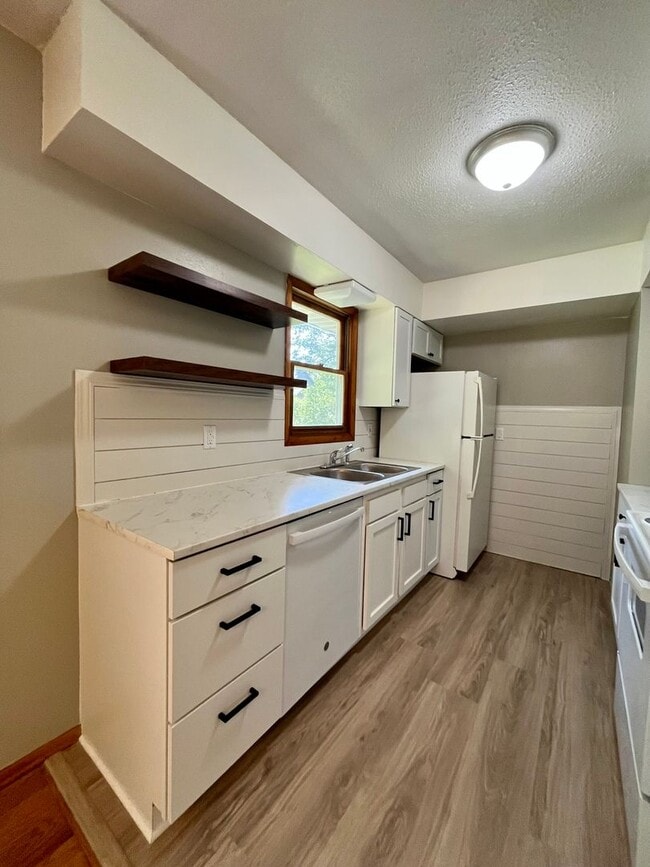 Photo - 3 Bed | 1.5 Bath | 2 Car garage | House