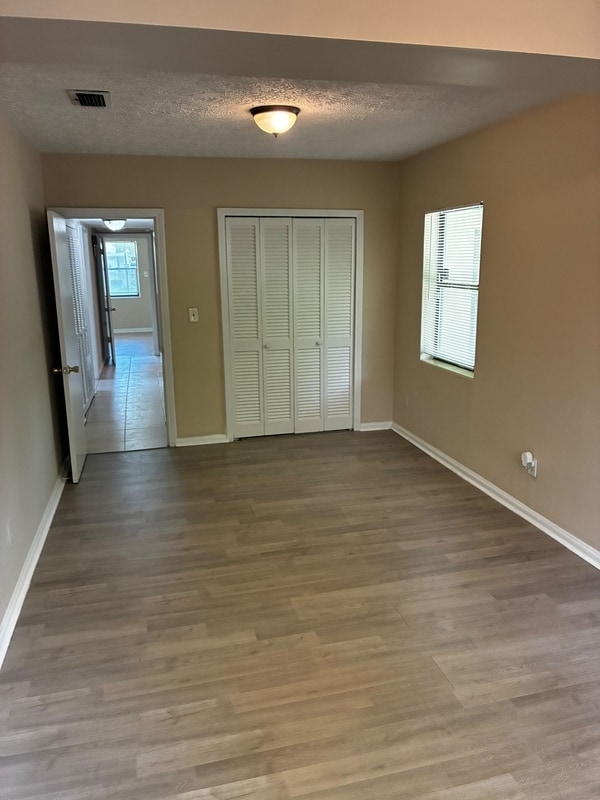Photo - 7022 Linda Dr