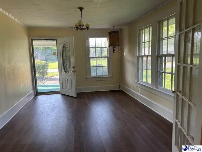 Photo - 111 C Ave