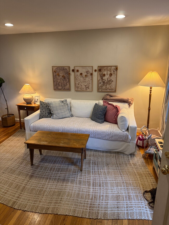 Photo - 321 Mount Vernon Ave