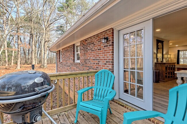 Photo - 3455 Hwy 441