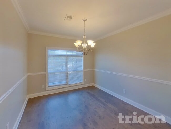 Photo - 5105 Cloverhill Dr