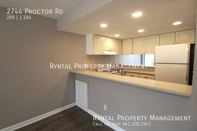 Photo - 2744 Proctor Rd