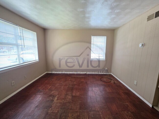 Photo - 2440 Charjean Cove Unit INVEST TN - 2438