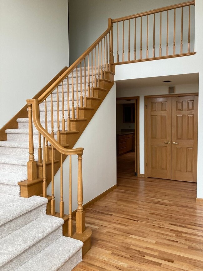 Photo - 3bd/3.5ba in Summit Executive Neighborhood