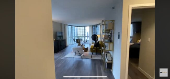 Photo - 40 E Delaware Pl Unit 12F