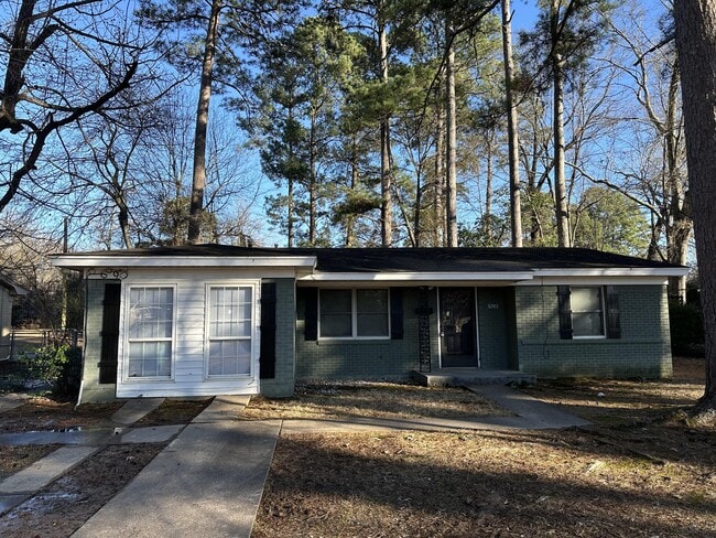 Building Photo - 3702 Sabine Ave Rental